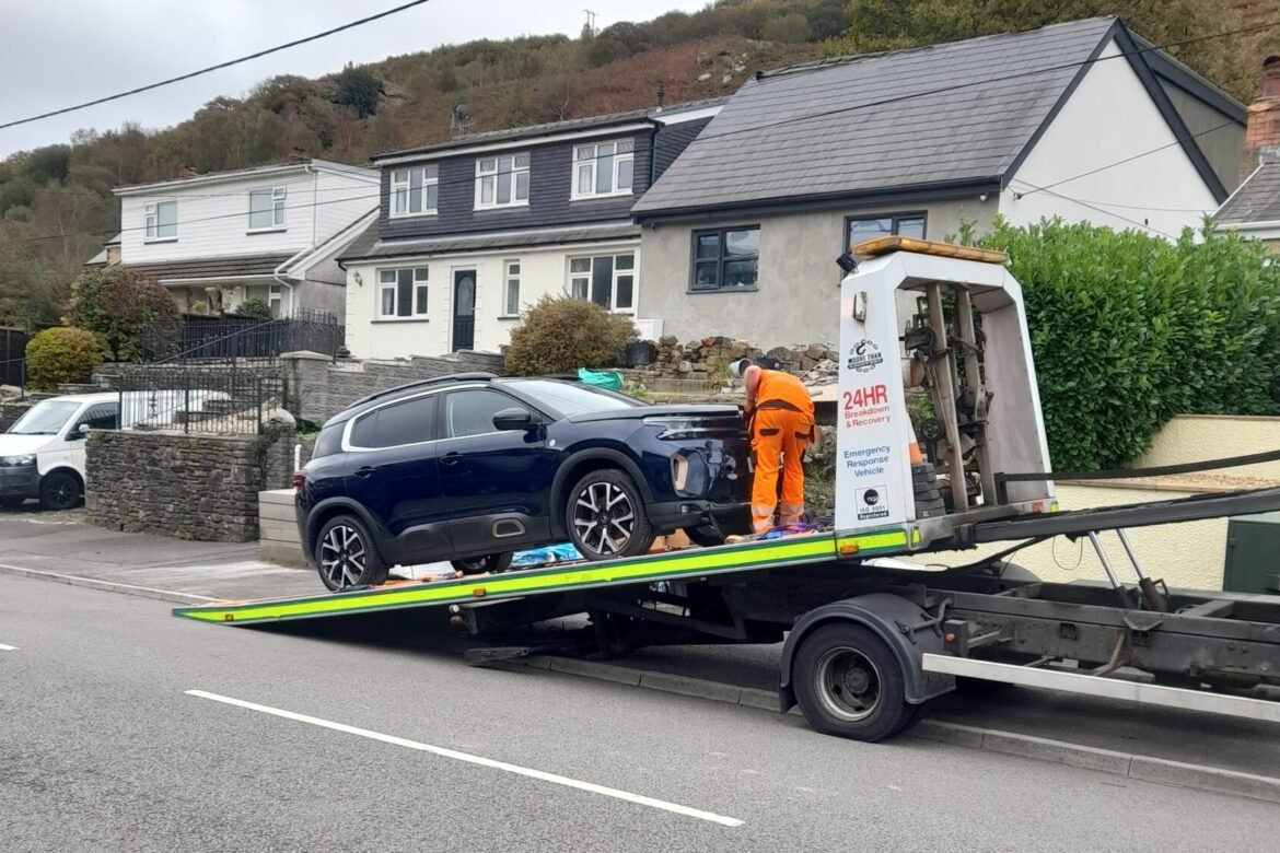 Carspreading in Swansea: Why Your Bigger Car Needs Specialist Recovery Services